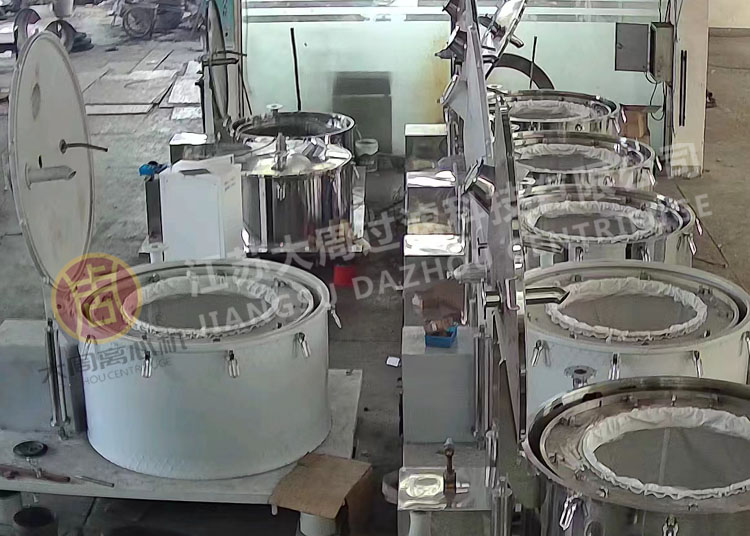 客戶訂購的吊袋離心機(jī)訂單，都必須被認(rèn)真生產(chǎn)，嚴(yán)格質(zhì)檢